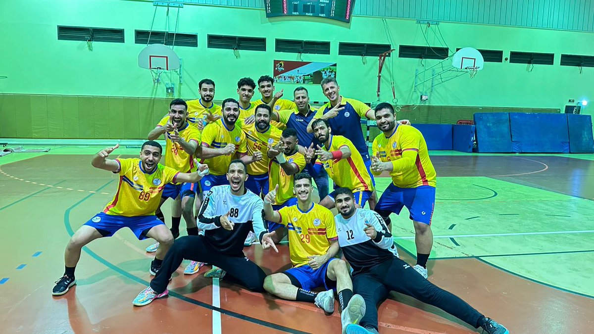 🏆 | الدوري الممتاز لكرة اليد.

🔚 | نهاية المباراة    

👕 | الترجي 34 🆚  الوحدة 31

 🔸 | 1000 مبروك للبحارة الفوز😍  

  #نادي_الترجي❤️💙💛