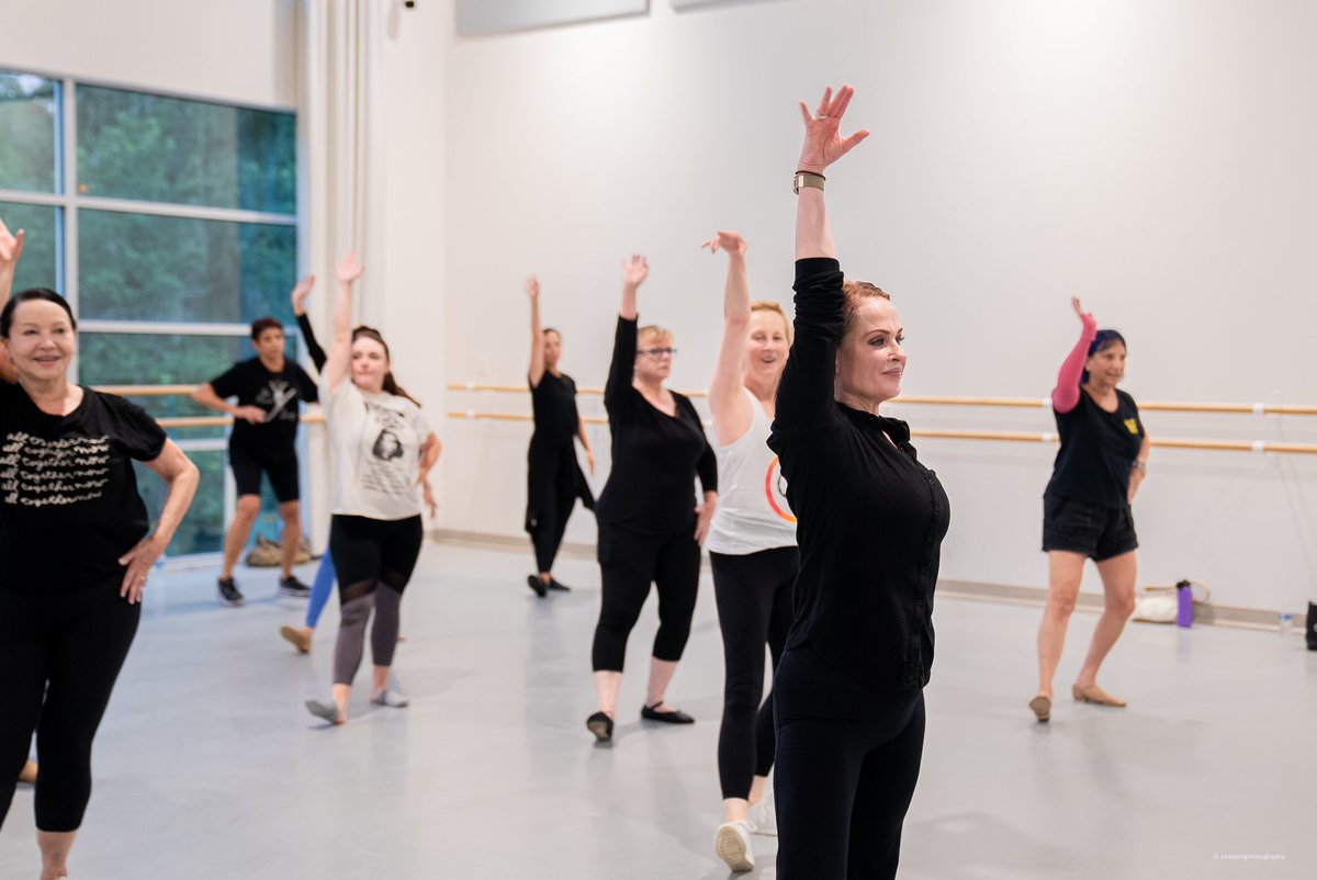 krledden's tweet image. This Wednesday, I have a special event class scheduled for a wonderful non-profit, Foundation for Foster Children. 
I’ll be a part of their monthly Advocacy Program for children and young adults and am pleased to be a part of their on going education thru fitness and artistry.💛