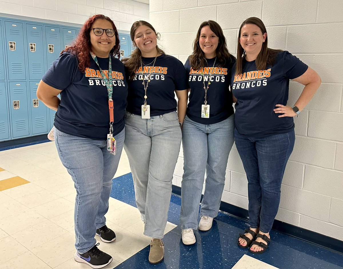 BrandeisSocStudies (@brandeissoc) on Twitter photo Twinsies x two!! Happy Friday from <a href="/BrandeisSoc/">BrandeisSocStudies</a> π§‘ππ§‘π <a href="/NISDHSSocSt/">NISD HS Social Studies</a> Twinsies x two!! Happy Friday from <a href="/BrandeisSoc/">BrandeisSocStudies</a> π§‘ππ§‘π <a href="/NISDHSSocSt/">NISD HS Social Studies</a>
