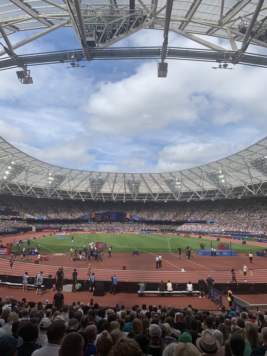 _OwenM_'s tweet image. 2024 track season - thank you!! 

This year has been an incredible year for me, attending three meets, including my first ever Diamond League, meeting up with and getting athlete autographs for the first time, as well as my continued growth across my Instagram and Twitter…