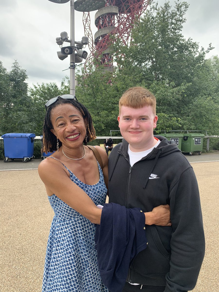 2024 track season - thank you!! 

This year has been an incredible year for me, attending three meets, including my first ever Diamond League, meeting up with and getting athlete autographs for the first time, as well as my continued growth across my Instagram and Twitter