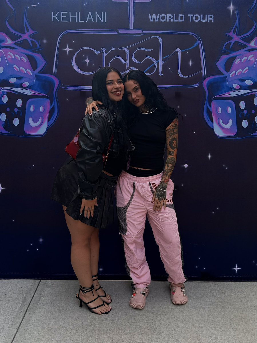 arixelizabethh's tweet photo. who knew all these blessings would come in the form of you 🧿 @Kehlani #CRASHTOUR https://t.co/8Qtq1fiY4s