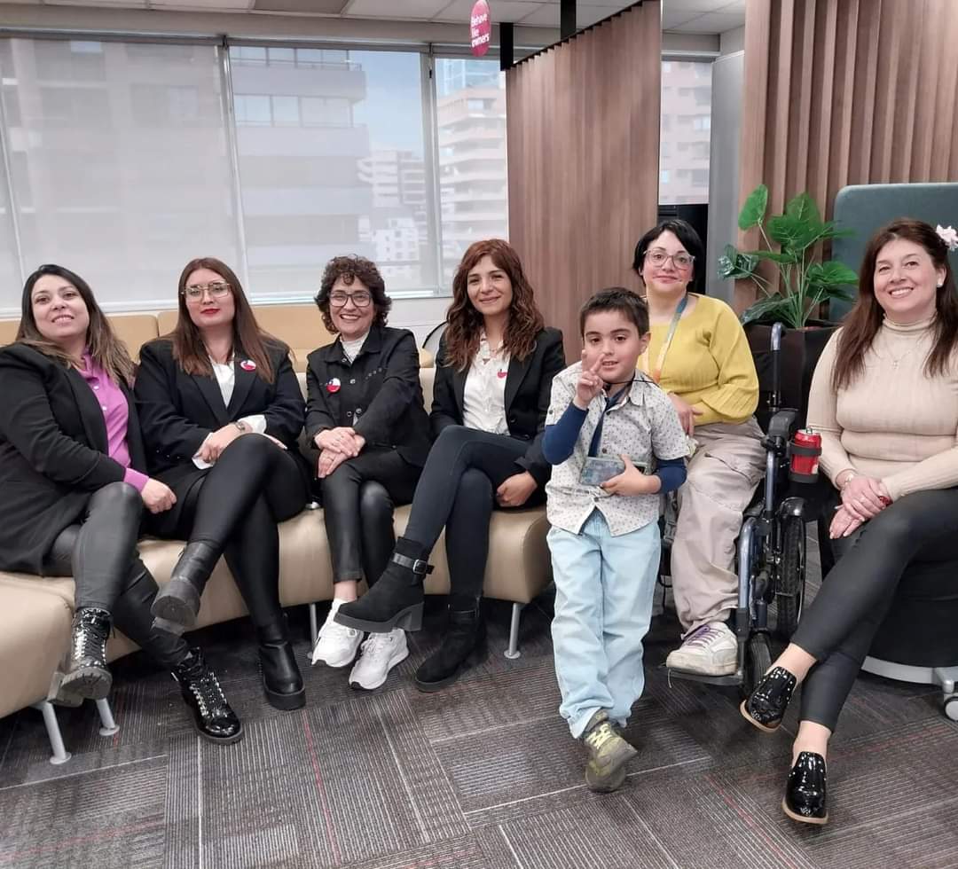 ChristhylCC's tweet photo. Celebrando #FiestasPatrias en el trabajo. La pasé genial ❤️ #OracleForAll

#18 #HR #Septiembre #Inclusion #InclusionLaboral https://t.co/q0DzkOQOvv