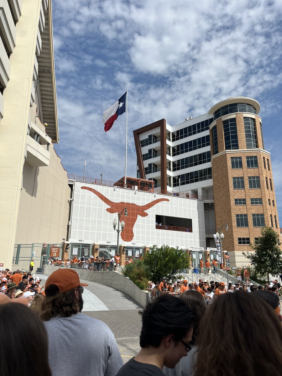 Shallowater68's tweet image. #HookEm #GameDay