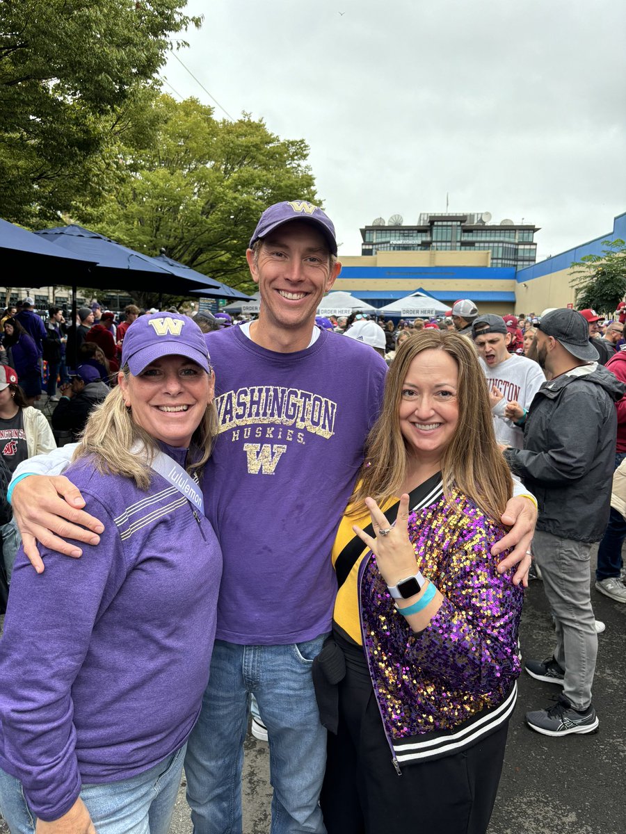 Lori Box tweet media