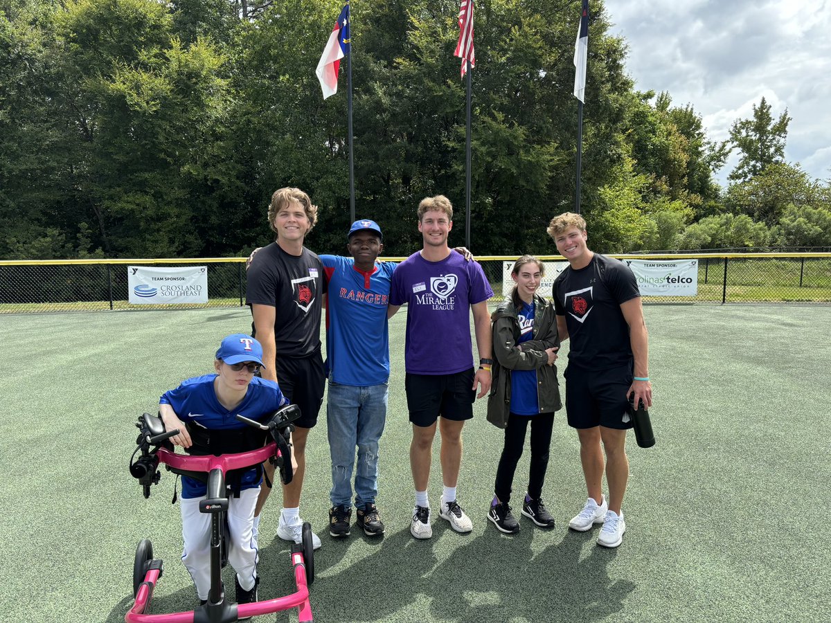 Today, the ‘Cats enjoyed their second Saturday with our friends at the Miracle League of Charlotte

#CatsCare