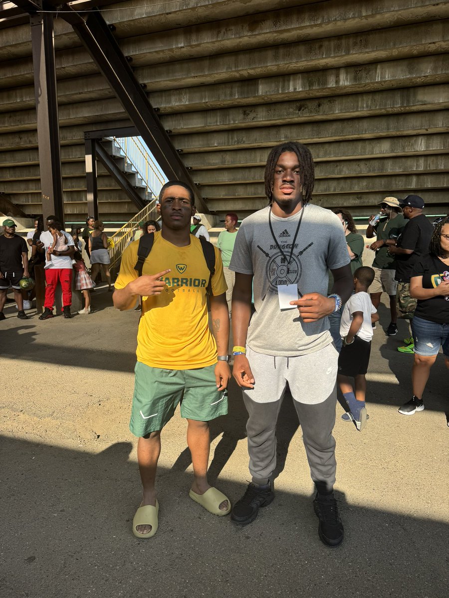 JQPittman3's tweet photo. Had a great time at Wayne State game day visit, thank you @CoachDeMasi for having me! It was great to see @dfarnum13_ @GuyMkhi 
@MSSailorFball 
#TTS https://t.co/AHwHntJR8Q