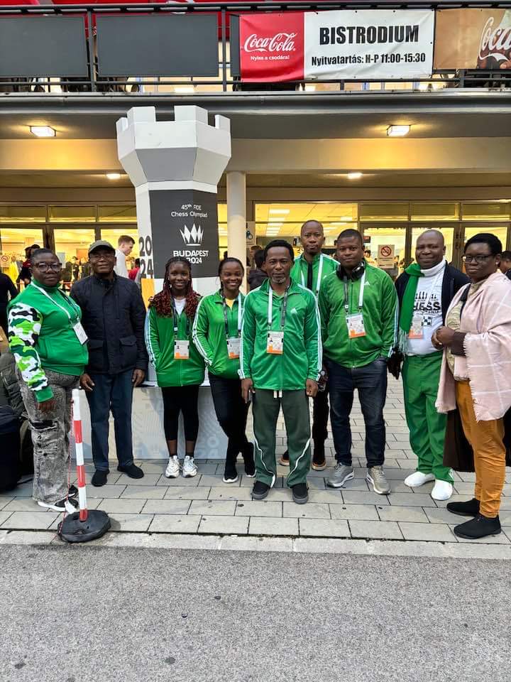 BKigigha's tweet image. Despite all we went through, resigning to set-up a mixed team due to visa rejection to our teammates, coupled with jet lag and sleepy eyes, we came out victorious in our 1st game at the world Chess Olympiad, beating Gabon 4-0