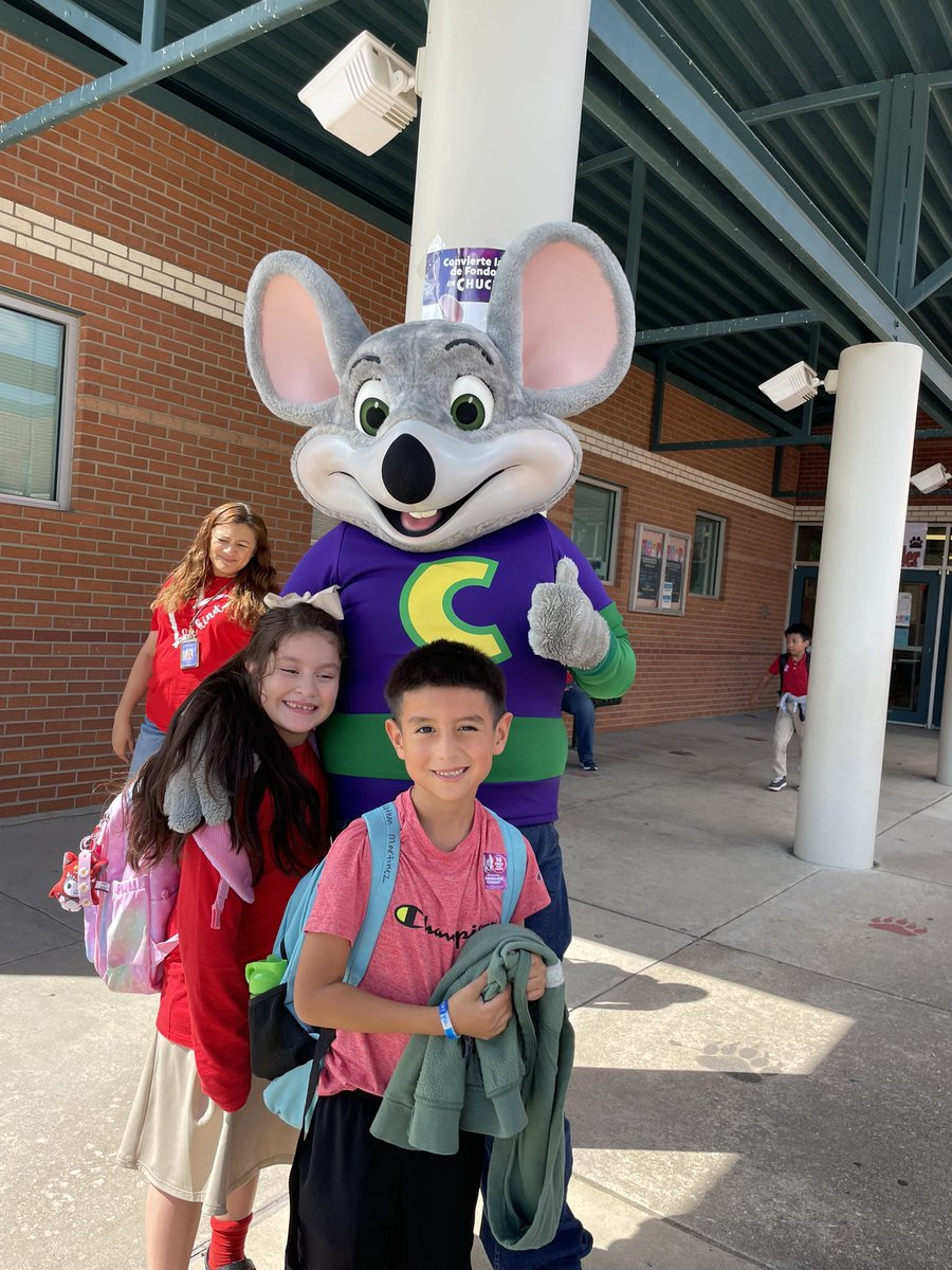 zerina1967's tweet photo. Chuck E. Cheese at the FMG!
9/13/2024 https://t.co/BWBqDL2wiU