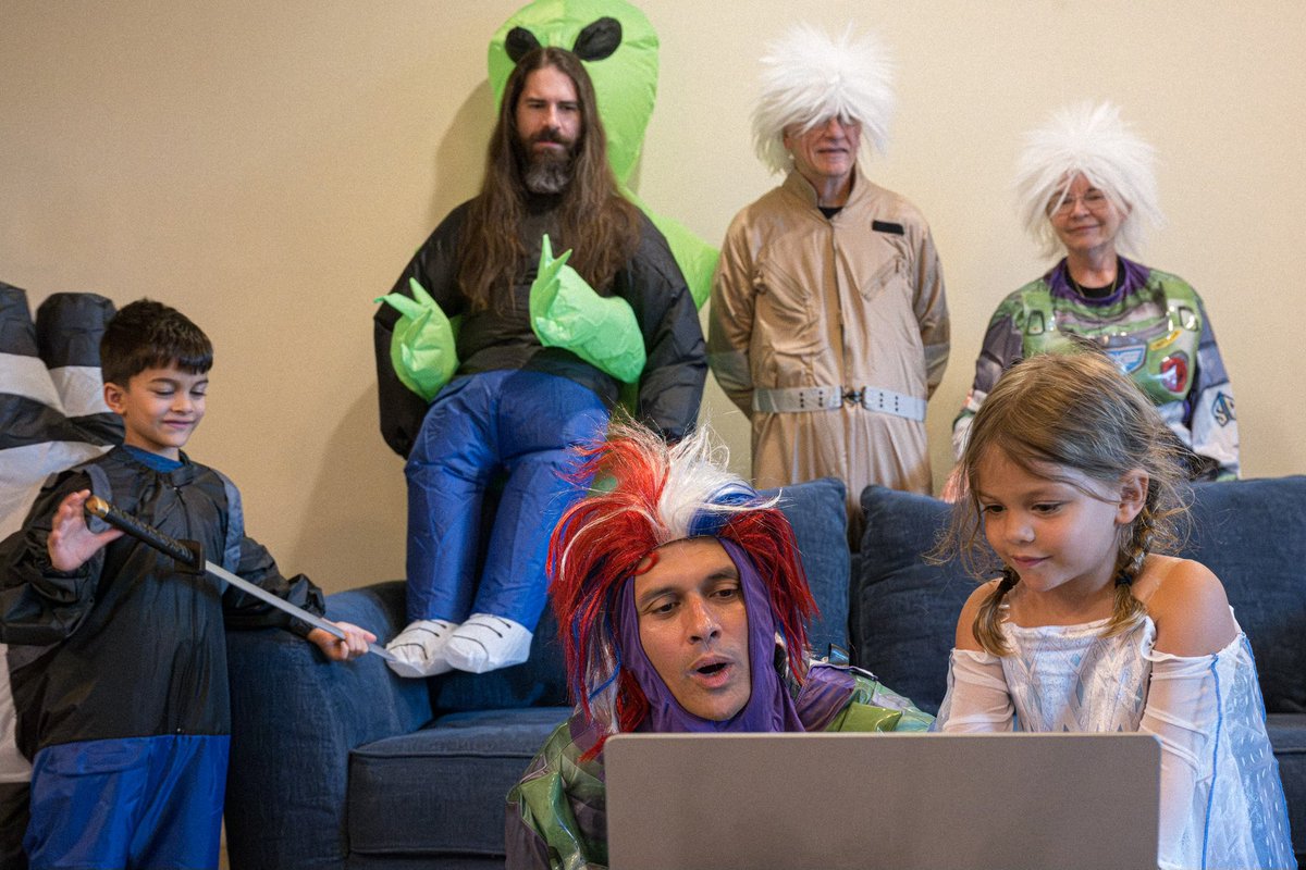 Anil Menon (@astro_anil) on Twitter photo Last call before @polarisprogram returns from space. <a href="/annawmenon/">Anna Menon</a> called via FaceTime on @spacex Starlink. The whole family was poised to surprise her. She was shocked to see everyone dressed up in space costumes (minus princess Elsa who was just going to be a princess no Last call before @polarisprogram returns from space. <a href="/annawmenon/">Anna Menon</a> called via FaceTime on @spacex Starlink. The whole family was poised to surprise her. She was shocked to see everyone dressed up in space costumes (minus princess Elsa who was just going to be a princess no
