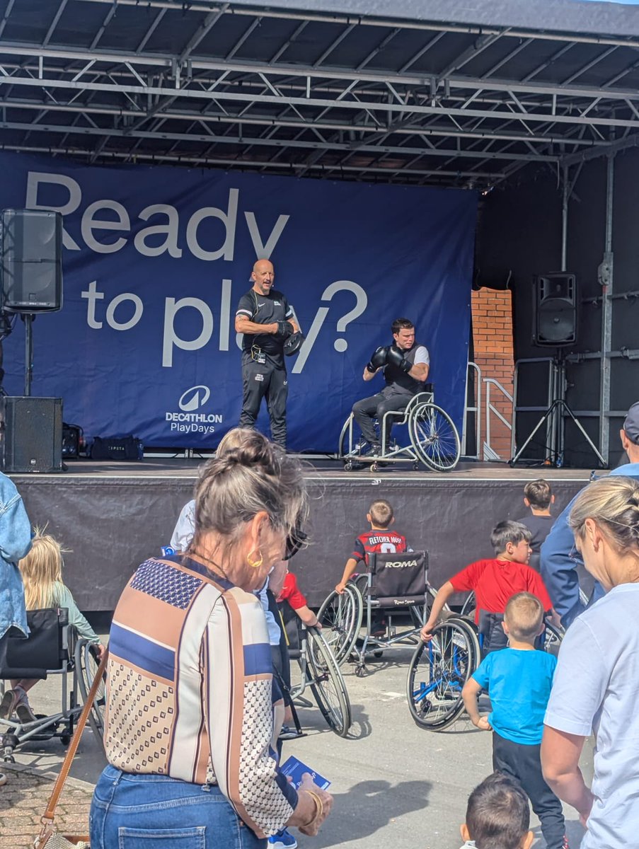 craddock_andy's tweet photo. Great delivery today, Decathlon Stockport, 
Wheelchair Basketball &amp; adaptive box fit activity on stage.
Bringing inclusive/adaptive sport to the community 
MAKE CHANGE @make_inclusive 
@EveryBodyMoves 
@BBBirminghamPT 
@Sport_England 
@SportBirmingham https://t.co/kYq5f51knK
