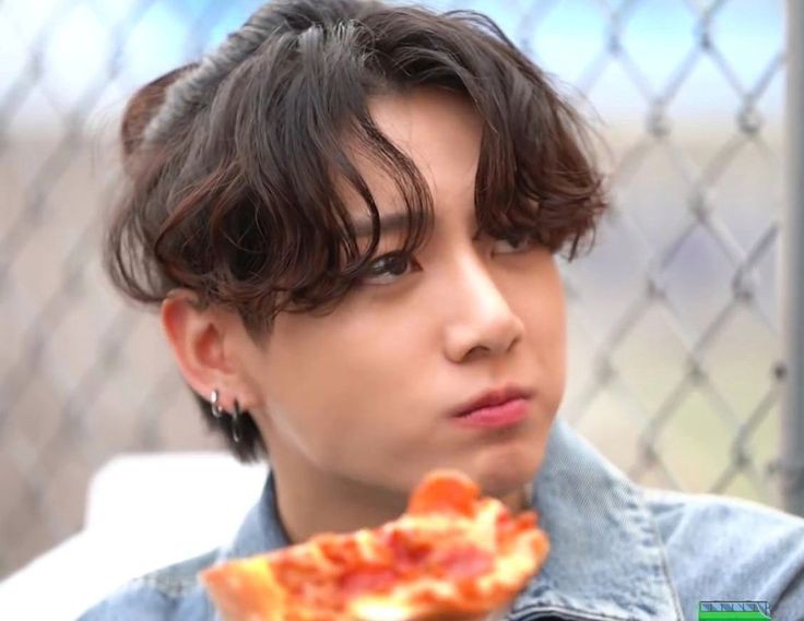 starcitass's tweet image. ㅤㅤㅤㅤ𝜗𝜚ㅤㅤ mini  ruleta  w.   🐳
ㅤㅤㅤ
ㅤㅤㅤㅤㅤㅤㅤㅤ🎖 15rbx  .ᐟ
ㅤㅤㅤ
⇊