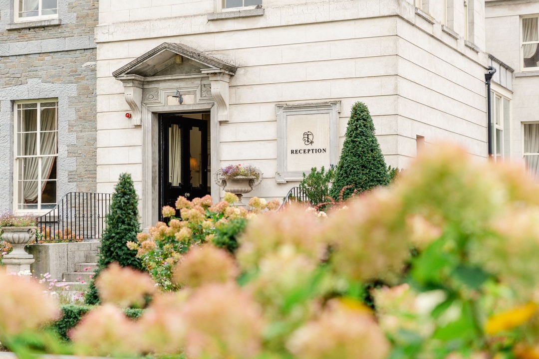 🍂✨ Autumn has arrived at Tankardstown House, bringing golden hues and cosy vibes! Whether it's a peaceful retreat or a grand celebration, we're ready to welcome you with elegance and warmth. 🌿🍁 #AutumnAtTankardstown #IrelandsBlueBook #OneFabDay #DiscoverBoyneValley