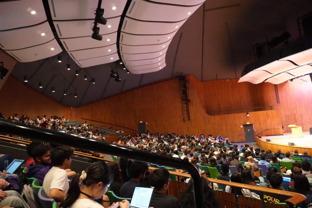 siddarthpaim's tweet photo. All excited to attend #HackMIT at @MIT https://t.co/ZCvKdjaL0k