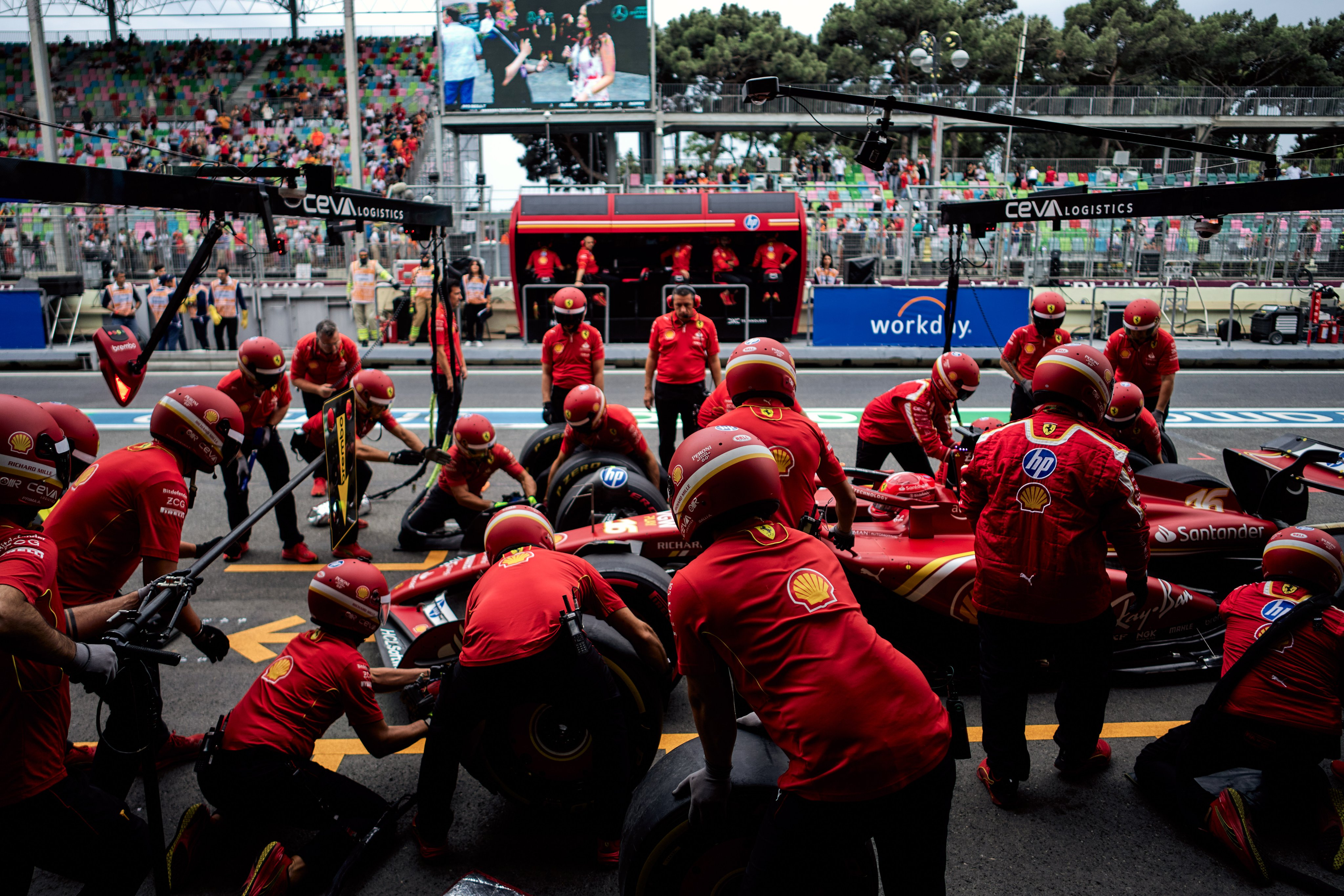 Charles Leclerc, Ferrari /></p>
<div class=