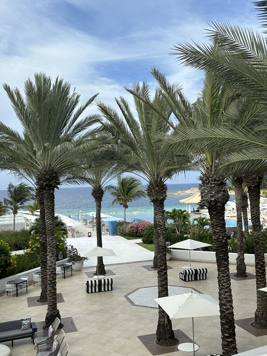 Beautiful Curacao 🇨🇼 
<a href="/JAWWmarketing/">JAWW Media + Marketing</a> <a href="/SandalsResorts/">Sandals Resorts</a> #livefromsandals 
#sandalsresorts 
#sandalsroyalcuracao