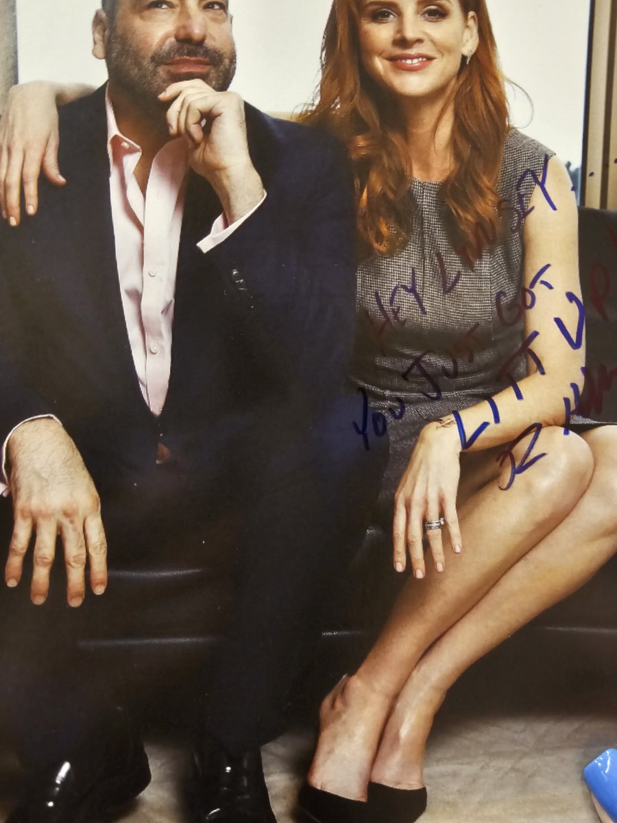 jarbieprincess's tweet photo. Hey, @shayz0rz! Guess who just got Litt Up!! ☺️😍 #LouisLitt
#LittUp
#Suits https://t.co/9nsWGRtrRa