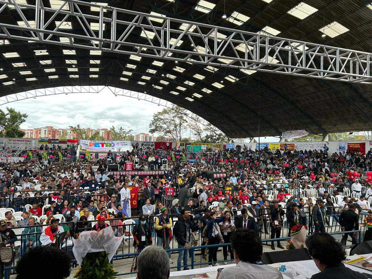 PactoCol's tweet photo. Asamblea Nacional por las Reformas en Bogotá. El pueblo se junta y organiza para defender nuestro gobierno, nuestro proyecto de cambio. https://t.co/sJi7qVRyPz