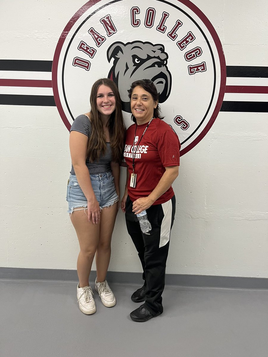 AshleeMastrodomenico tweet media