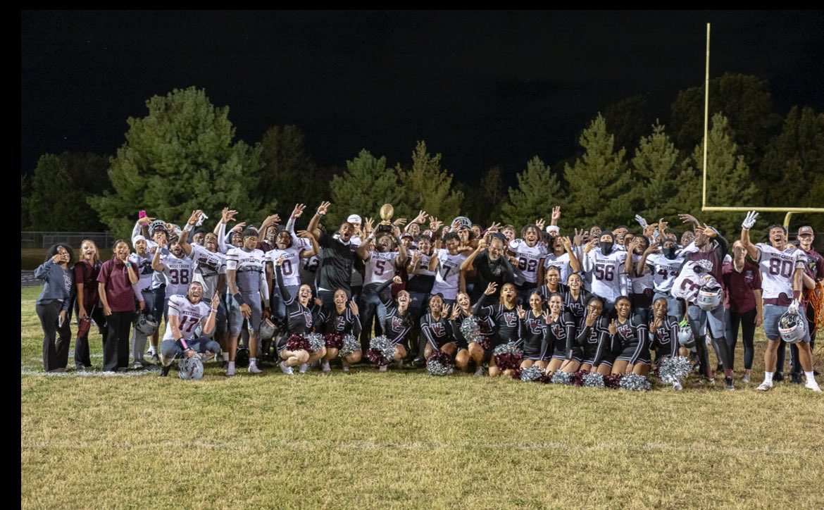 Westcreek_FB's tweet photo. Love when they get smile…. #protecttheprogram @CoachBJalomo https://t.co/giYGWXj85i