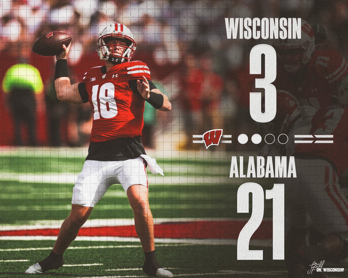 BadgerFootball's tweet photo. Halftime in Madison https://t.co/IcGp10QiQv