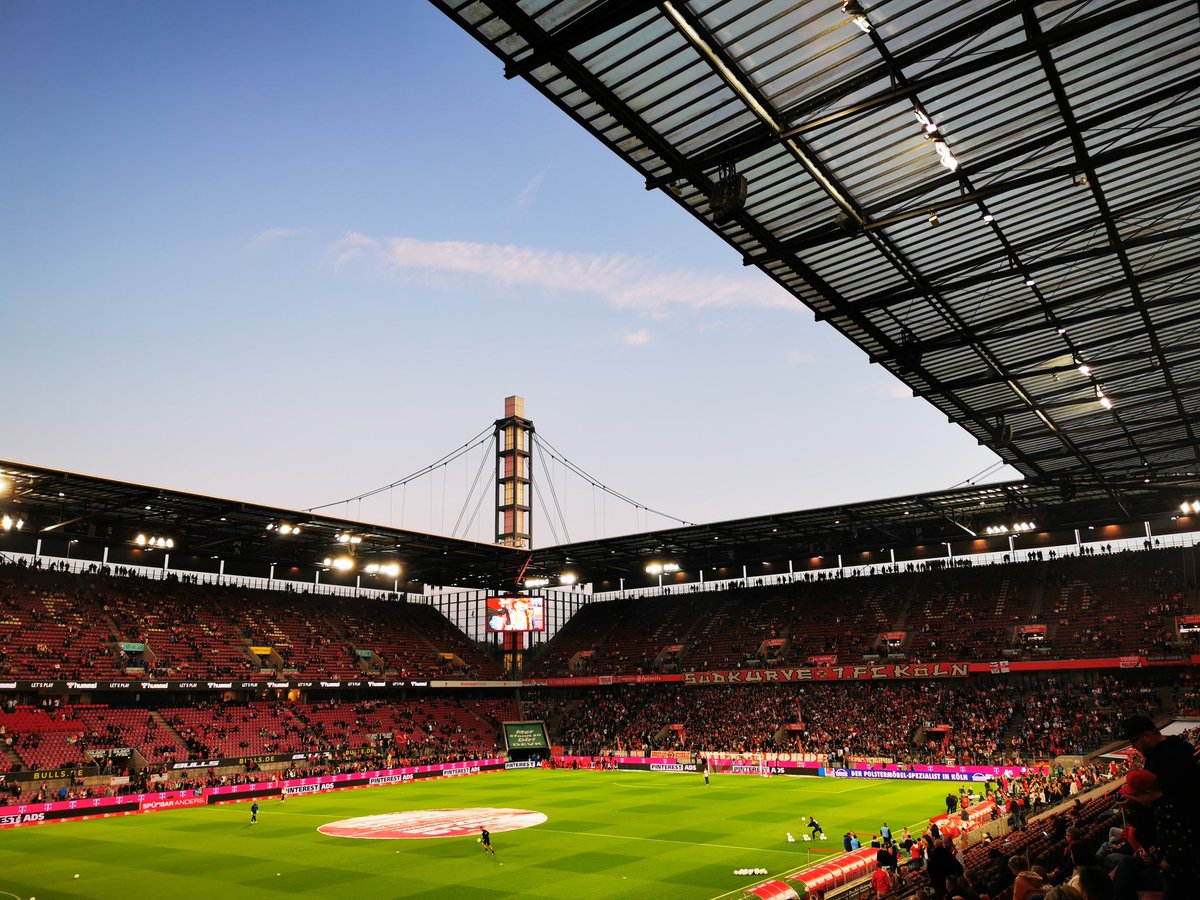 HOME ❤️ #COMEONFC