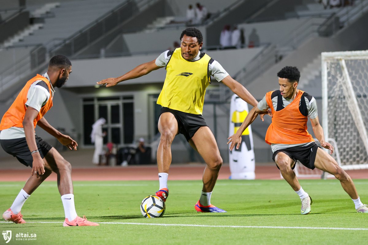 tai1381's tweet image. 📸| عمل لا يتوقف 💪🏻🩶
. 
⁧#الطائي⁩ | ⁧#فارس_الشمال