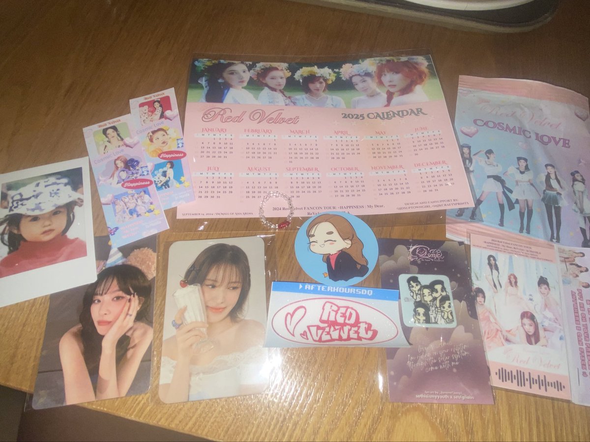 rvclassy's tweet photo. Thank you po sa lahat ng nagbigay 🥰

#RedVelvet_FANCON_TOUR_in_MANILA https://t.co/BimRCw8Atv