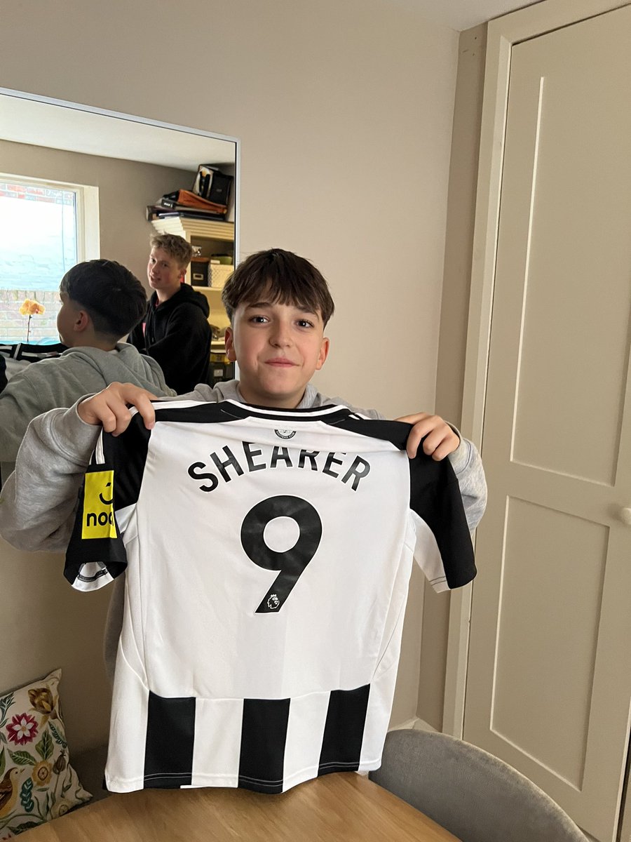 drdjmorrison's tweet photo. @alanshearer We have an Italian 🇮🇹 exchange  student staying with us in Gosforth. Look what he bought today!! 🥰 https://t.co/2zkzjIEXnv