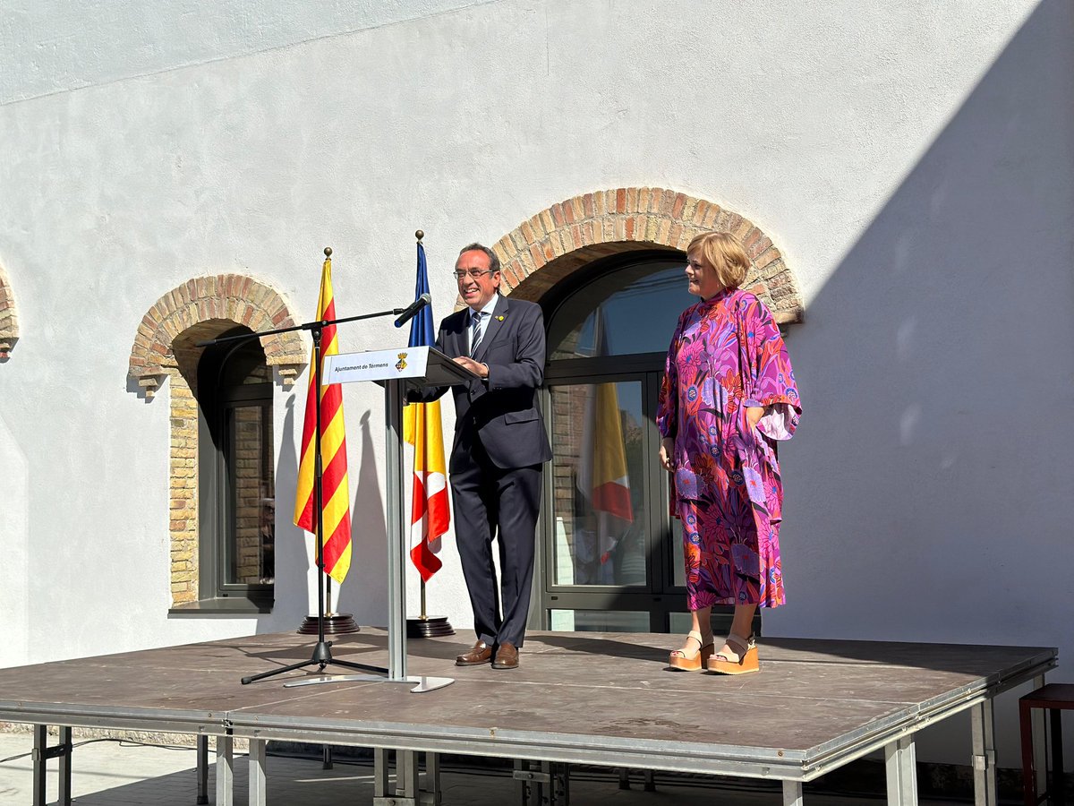 IsidreGavin's tweet photo. Preciós acte d'inauguració de la 1a fase de la "Humanitària" de #termens , recuperació d'un edifici emblemàtic de fa 100 anys. Iniciativa d'una mutualitat pensada per ajudar la gent. I ara també. Felicitats @conceptermens gràcies MH President @joseprull per acompanyar-nos https://t.co/N3F7IH5jTn