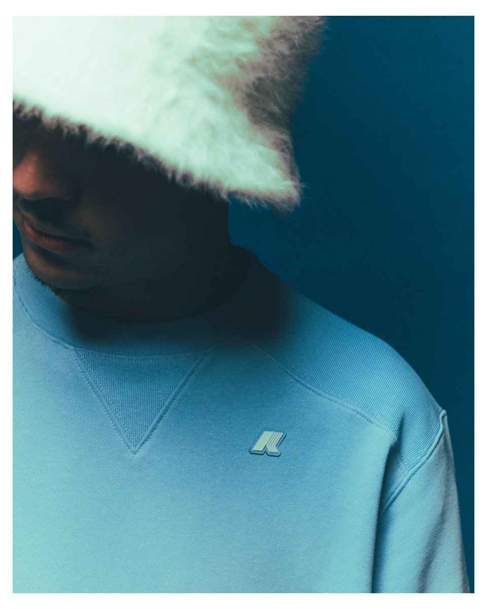 Y’a quelques semaines <a href="/Seb_Frit/">SEB</a> m’a contacté pour faire un shoot spécial pluie pour Kway, et je suis très fan du rendu ! 🌧️
Merci pour sa confiance et merci pour la carte blanche omg ça fait du bien