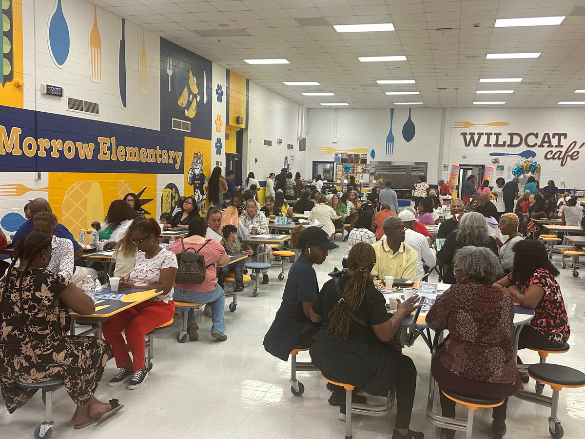 MorrowWildcats's tweet photo. This past week we celebrated our Grandparents with our Annual Grits with Grandparents. It was a great success. Thank you to all our grandparents for making such an amazing impact in our scholars lives. The smiles speak a 1,000 words. @CrystalHaines16 @CCPSNews @FaamataF https://t.co/hVBWvt22Rl