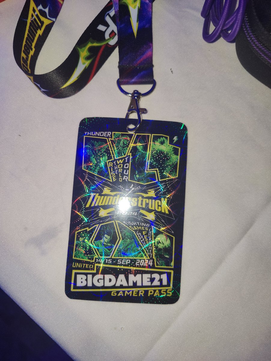 American TOs. Take note. They gave custom badges to people that pre registered for FREE!!!