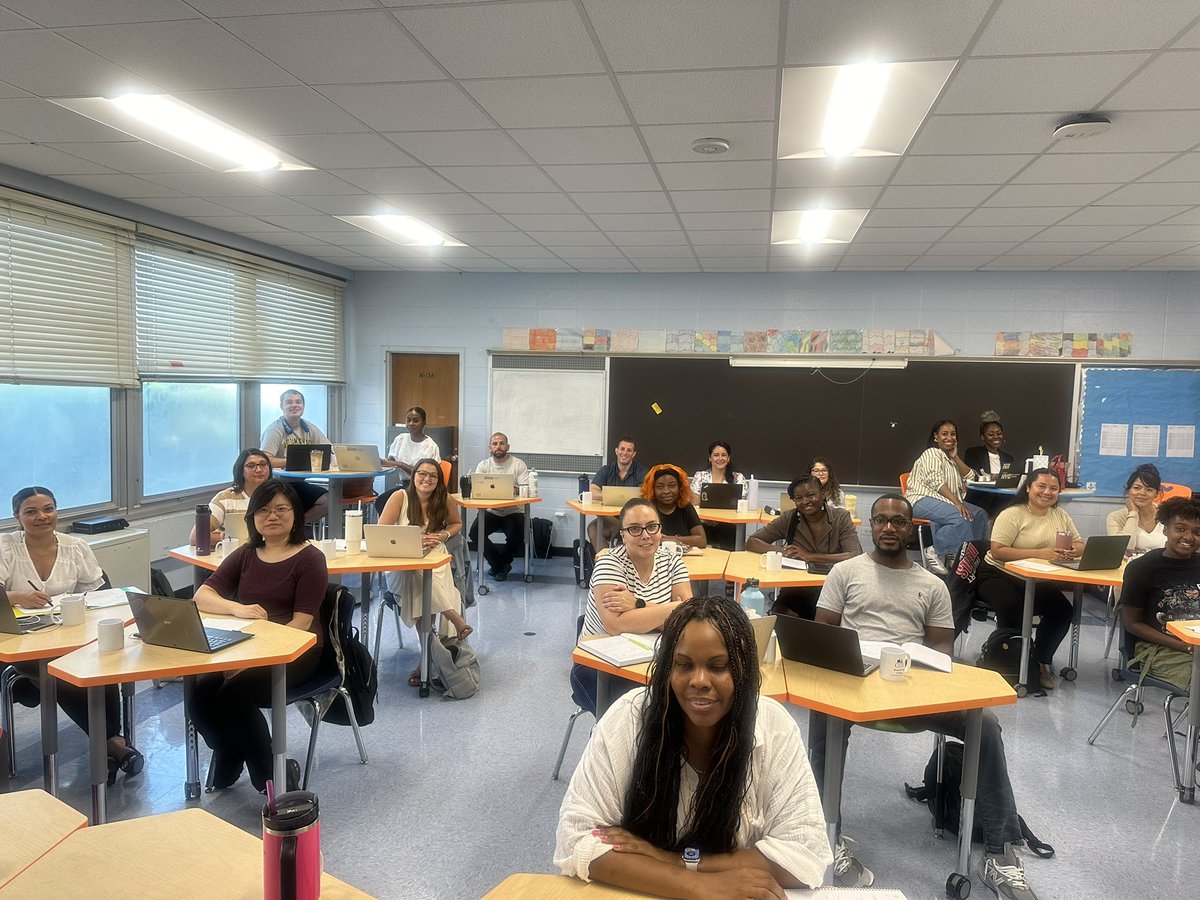 Full house today. Breaking in a new group of aspiring educational leaders. <a href="/CITEprograms/">CITE</a>  Russell SAGE College. They were nervous at first but left feeling that they can do it! Adaptive and Servant leadership.
