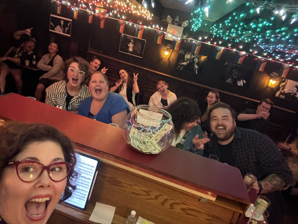 francaverce's tweet photo. Join me at @mariescrisis TONIGHT, SAT, SEPT 14, 5:30-10pm! #saturday #mariescrisis #broadway #singalong #nyc #showtunes #pianobar #livemusic #sing #host #actor #singer #actormusician https://t.co/lBDbYSWRFW