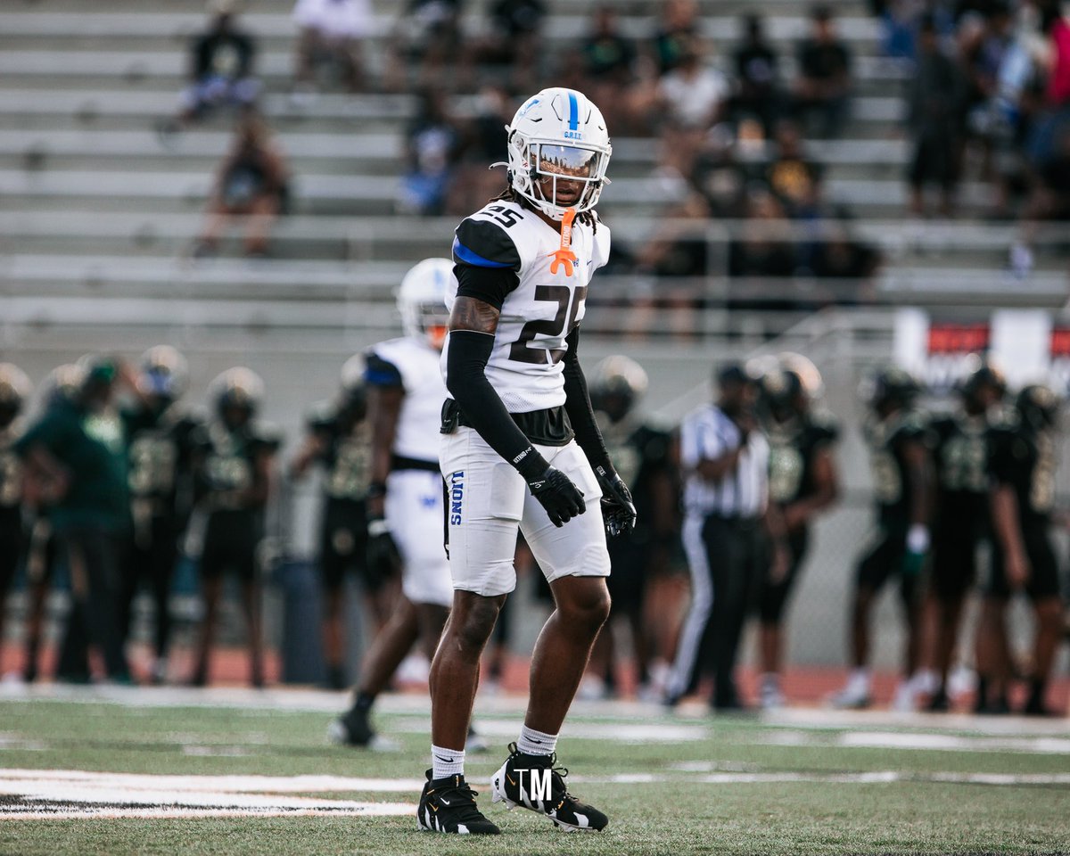 Mid SZN🫡(3 Games) 

hudl.com/v/2Q7RvD

<a href="/CoachMo25/">Morris Mitchell, Ed.S</a> <a href="/WestlakeFB1/">Westlake Football</a> <a href="/JeremyO_Johnson/">Jeremy Johnson</a> <a href="/RivalsFriedman/">Adam Friedman</a> <a href="/MohrRecruiting/">Brian Mohr</a> <a href="/RecruitGeorgia/">Recruit Georgia</a> <a href="/borntocompete/">Born to Compete™</a> <a href="/deucerecruiting/">Deuce Recruiting✌️</a> <a href="/ChadSimmons_/">ChadSimmons</a> <a href="/RustyMansell_/">Rusty Mansell</a> <a href="/I_Am_OD3/">Oliver Davis II</a>