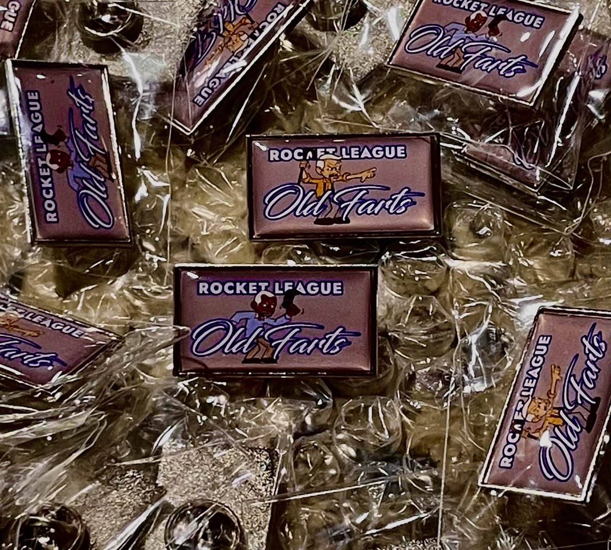 rloldfarts's tweet photo. Are you an over-30 gamer looking for other Old Farts to ballchase with? Come meet a bunch of us in the East courtyard of Dickies after the M8 v OXG match (about ~3pm?). Join the Discord and get a pin! https://t.co/vzsCZ9eP63 https://t.co/3yfNNWWFsJ