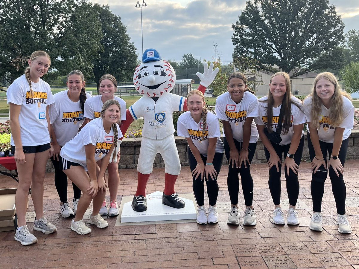 Papillion-LaVista Monarch Softball tweet media