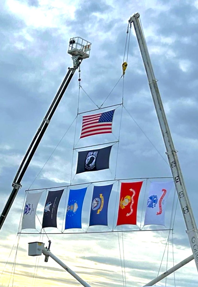 Only one hour until gates open! 🇺🇸 Get ready for another epic night at #Songs4Soldiers.

Bring your lawn chairs and get here early for the best spots! 🎶 #S4S2024 #veterans #Songs4SoldiersSTL