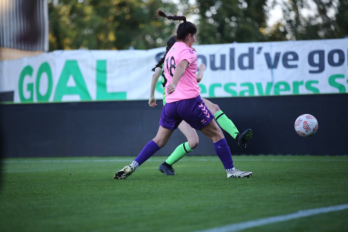 aekbocoladiesfc's tweet photo. ⚽📸
HALF TIME PHOTOS 

@fgrfc_women 3-1 @aekbocoladies 

📸 @BMEastPhotos

#aekboco #AEKBocoLadies https://t.co/Xb9kLzpvMN
