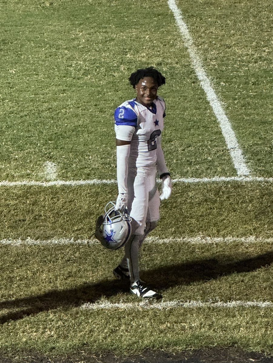 XaylenHenderson's tweet photo. After a great conversation with @CoachC98 , I am blessed to receive my First offer from MDCC!⭐️ https://t.co/hHzlI1OHlr