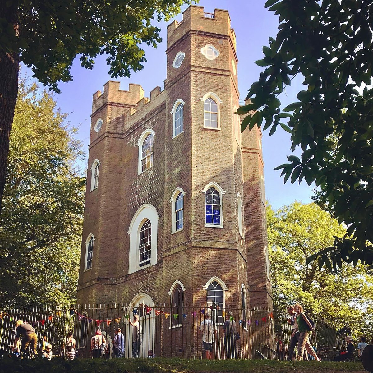 This Sunday, 15 Sept, you can visit our viewing platform 2-4pm -  tearoom open from 9am as usual. Our lovely volunteer team staff the Sunday openings &amp; are a bit short-handed this week. If you're interested in volunteering at Severndroog Castle, drop us a DM