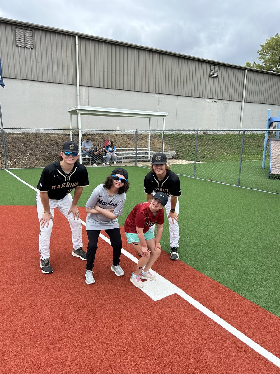 Always a special day to be <a href="/LeagueMiracle/">miracle league of ar</a> in Little Rock!!! Thanks to <a href="/McCal30137/">Peggy McCall</a> &amp; all the volunteers that make it so fun for their players. Our players were blessed by being there today.   -PM
