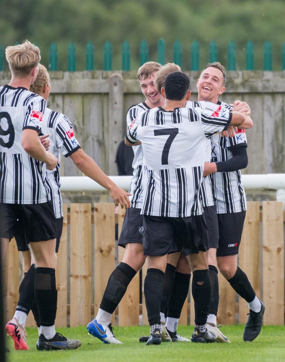 Jay Errington &amp; <a href="/AJ07JAY/">Andrew Johnson</a> got the <a href="/Ashington_FC/">Ashington AFC</a> goals today to put the home team 2 up but <a href="/Grimsby_Borough/">Grimsby Borough F.C.</a> fought back with 2 goals in the final 10 to take a point, full album in my Facebook by some time tomorrow <a href="/NorthernPremLge/">The Pitching In Northern Premier League</a>