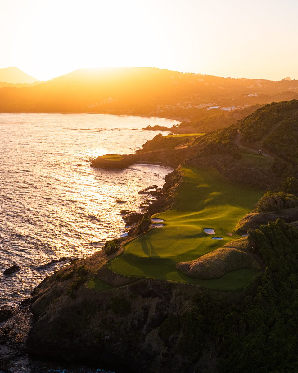 As the sun dips below the horizon and the clock strikes golden hour, a canvas of vibrant colours sets the stage for an unforgettable round at Point Hardy Golf Club. 

📷: Shawn Michael Marcellin