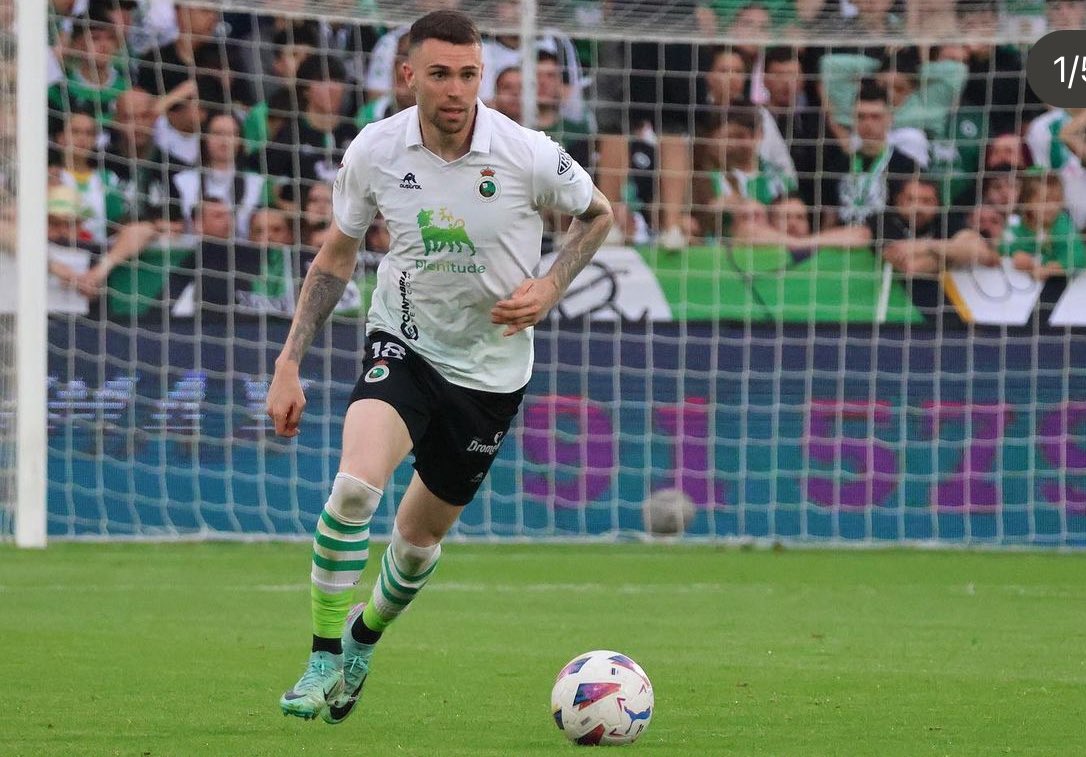 Javi Montero 🤝 Manu Hernando
Vaya clinic de como se debe defender, vaya pedazo de centrales que tenemos!