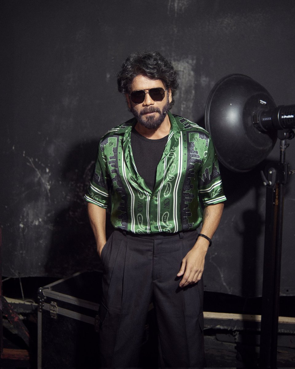 NarendraPosa1's tweet image. Vodiyamma Looks tho Sampestunav Anduke Bigboss Chusedi Looks Kosame My Demigod King @iamnagarjuna #Bigboss8