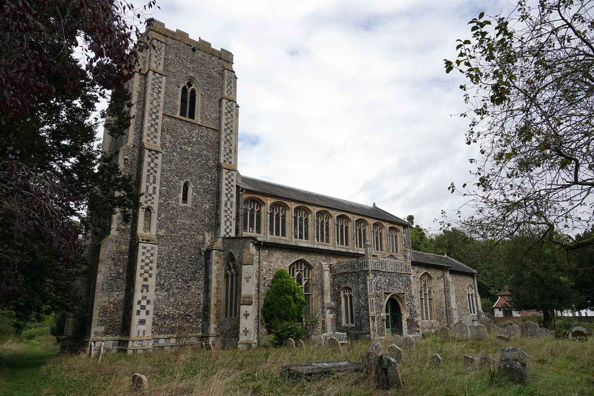 Medieval Graffiti tweet media