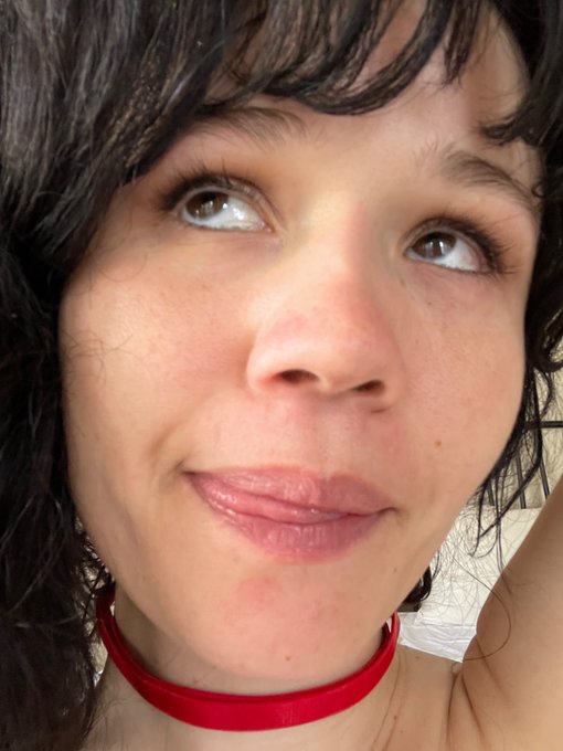 something’s on my mind  ? https://t.co/j9VjwUOGaM