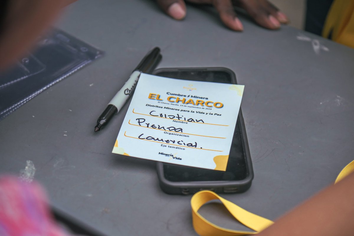 MinEnergiaCo's tweet image. ¡Minería para la vida y la paz!

Hoy en el Mpio. El Charco, desarrollamos nuestra #CumbreMinera, un encuentro pedagógico y de diálogo interinstitucional con la comunidad para profundizar la estrategia de #DistritosMineros Para La Vida y La Paz que permitirá ofrecer alternativas